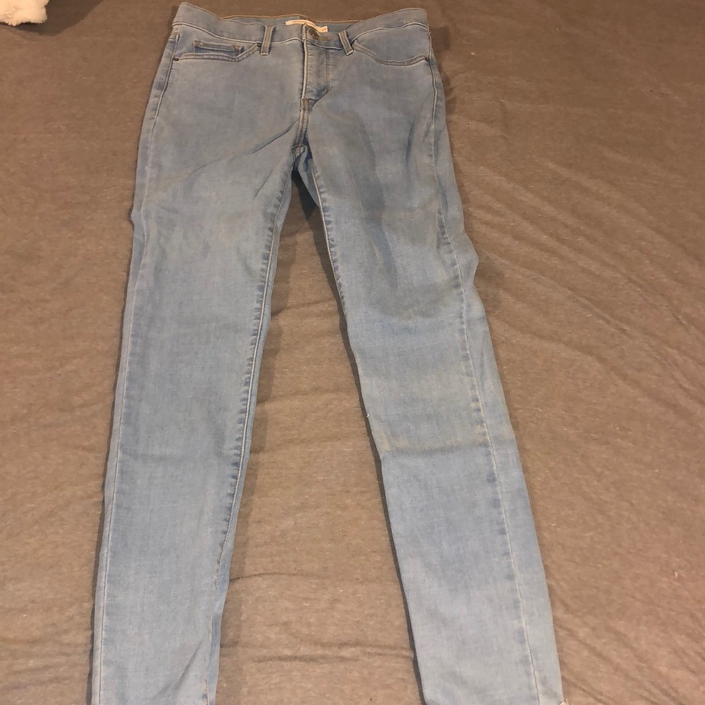 Levi jeans